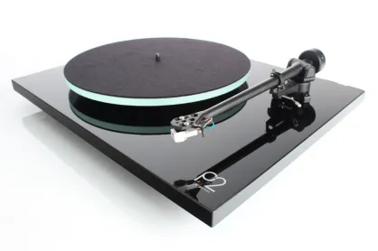 Rega Planar 2 (Carbon + Elys 2) Czarny połysk | Salon Warszawa | RATY 0% lub RABAT | Autoryzowany Dealer | Negocjuj Cenę |