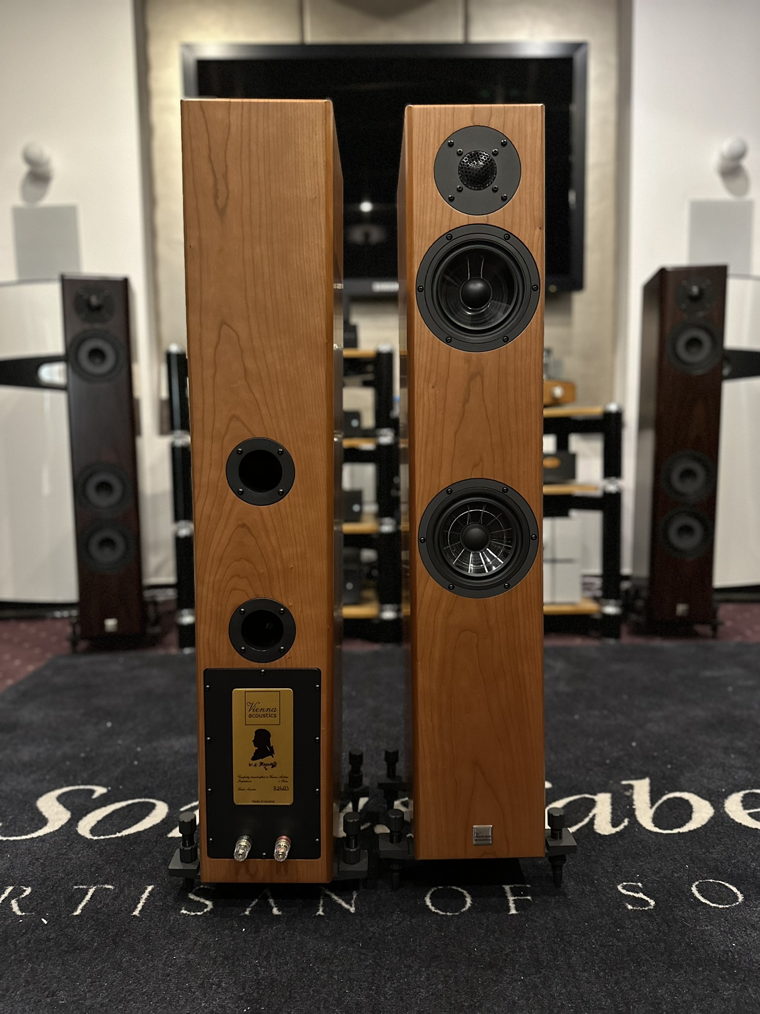 Kolumny Vienna Acoustics Mozart SE Signature